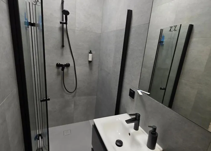 Apt4b 45m2 Center Polwiejska 1st Floor Garage Free * بوزنان